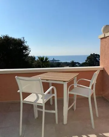 Semesterbostad Perle D'or Vue Saint-Raphaël