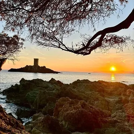 Vakantiehuis Perle D'or Vue Saint-Raphaël